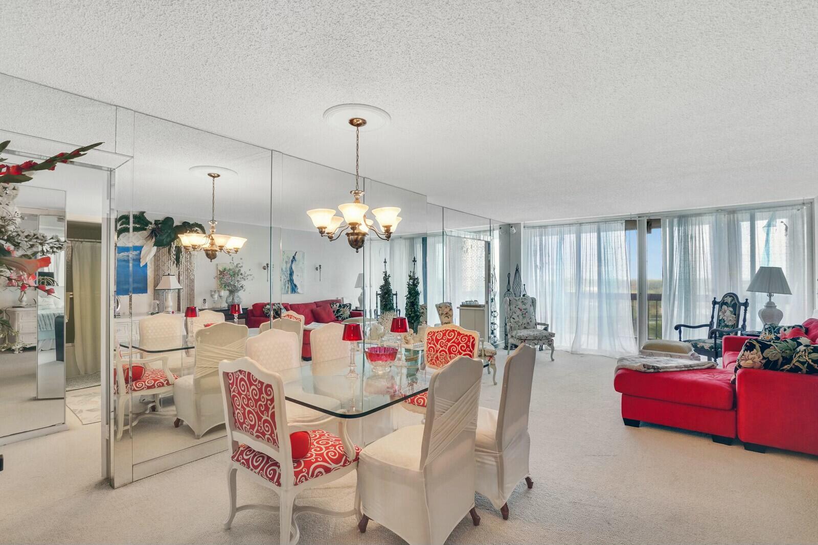 2425 Presidential Way 601