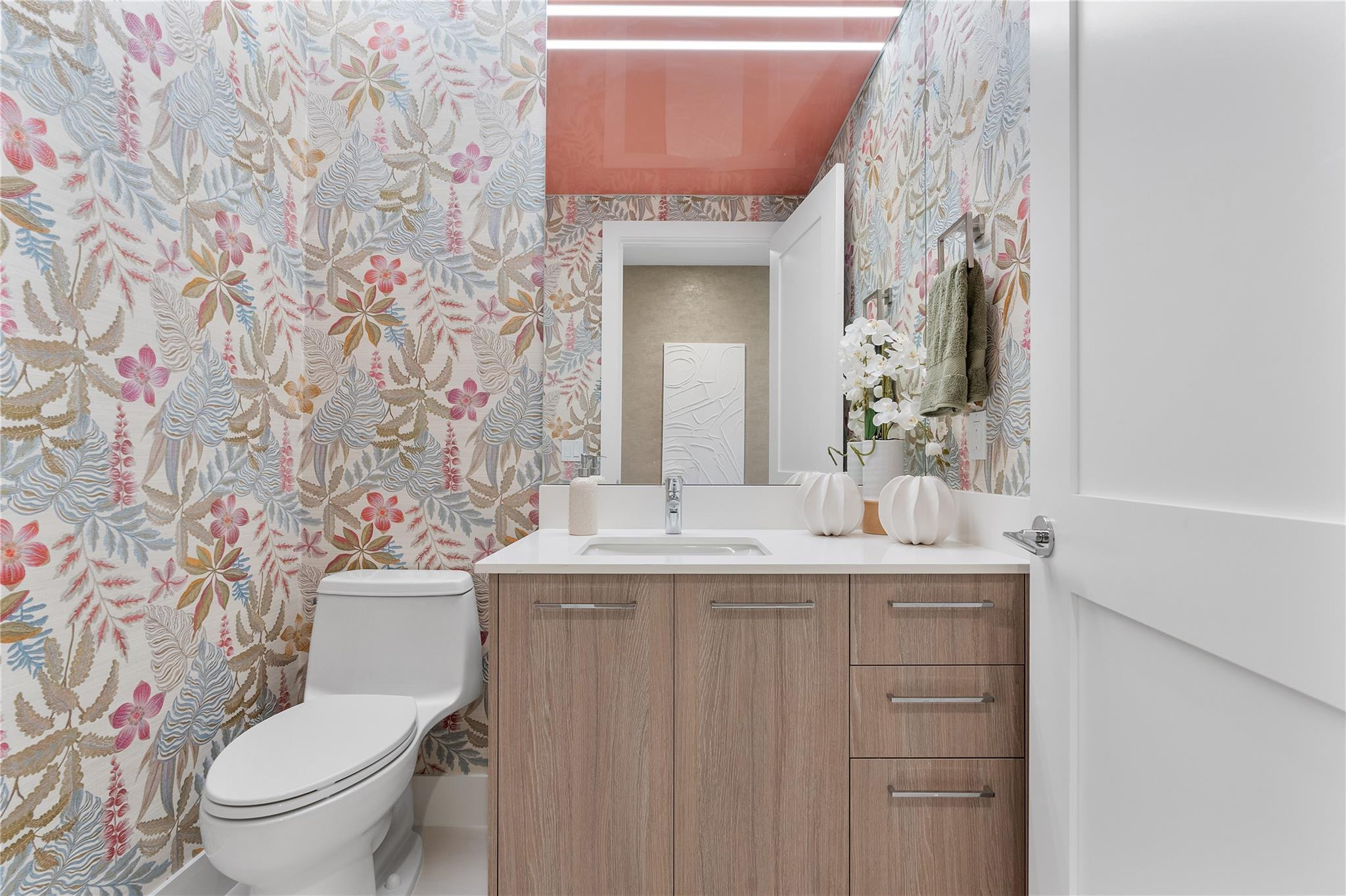 Selene Oceanfront Residen - Residential