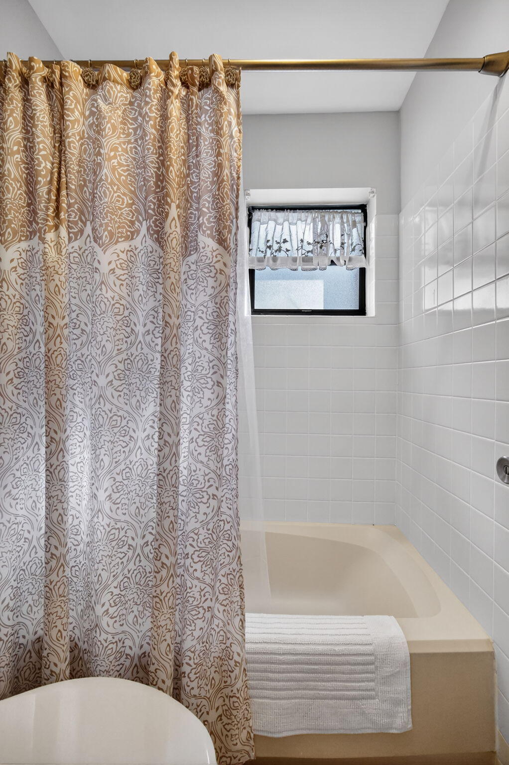 BENT TREE VILLAS EAST CONDO - Residential