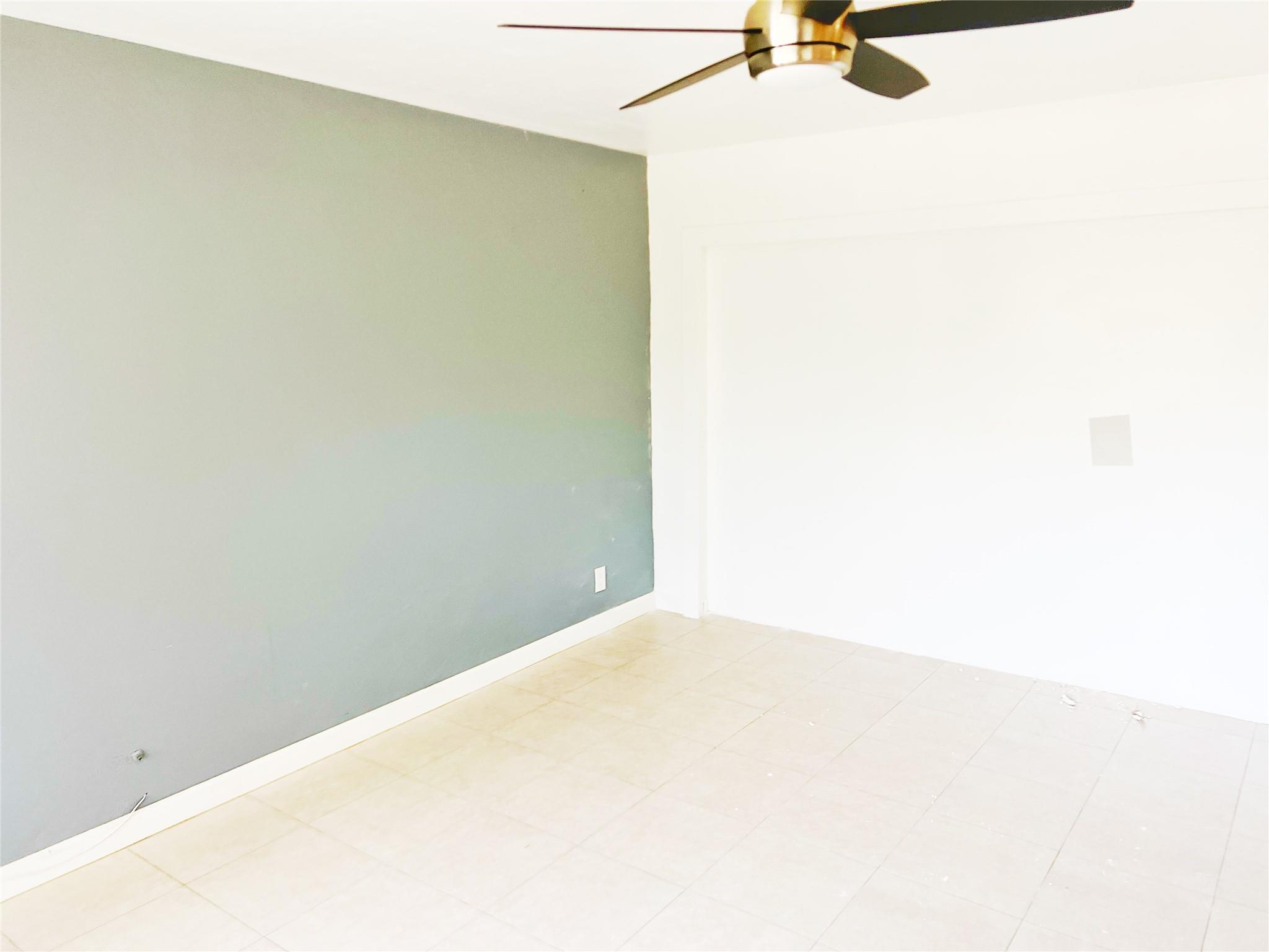 Lauderdale Villas 29-37 B - Residential Lease