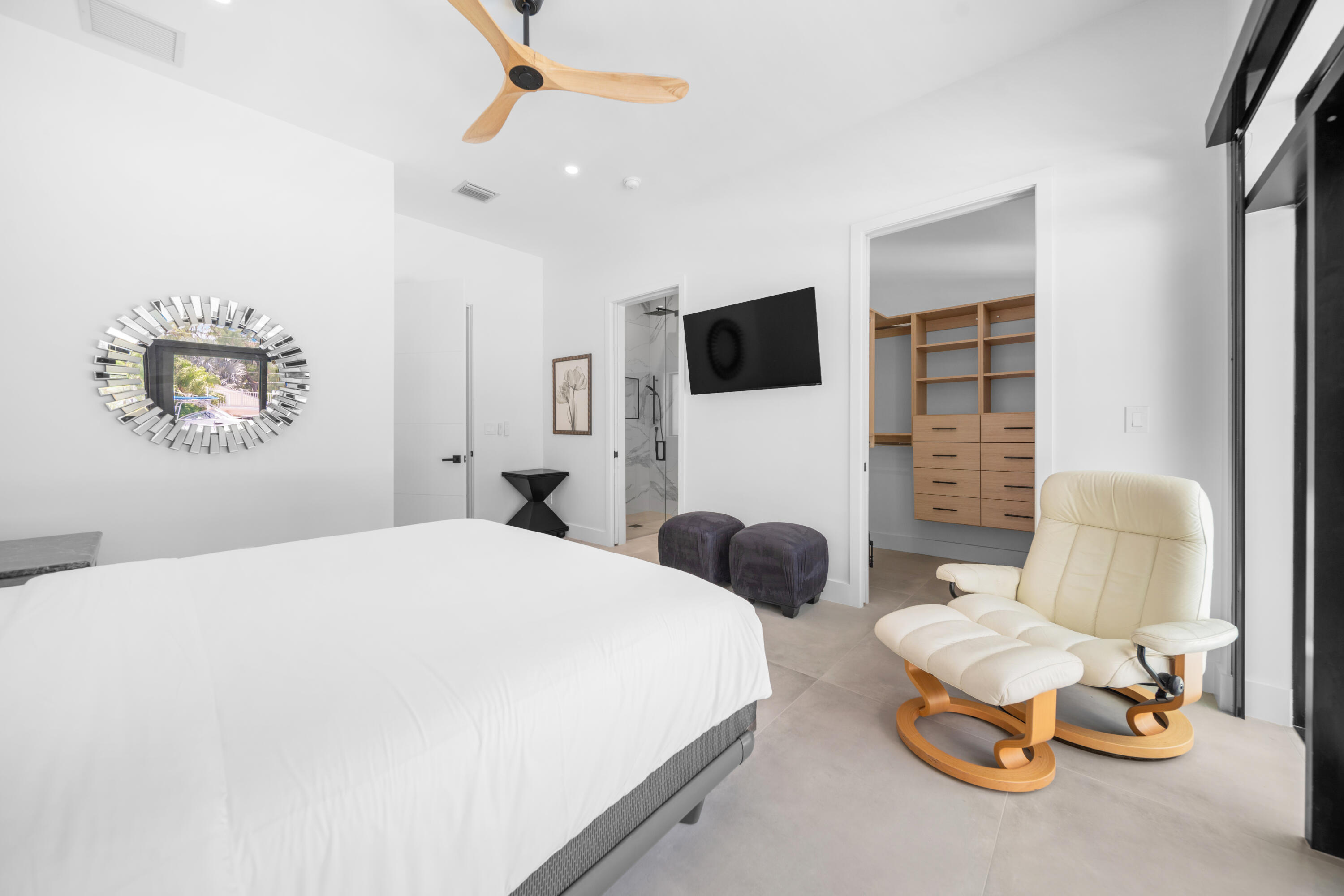 POMPANO ISLES - Residential