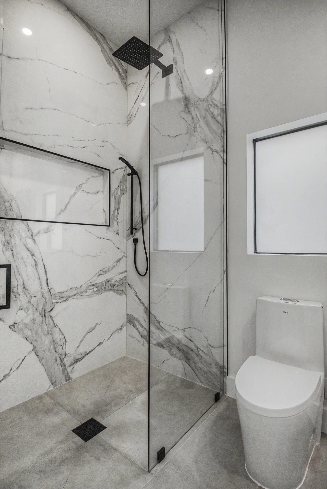 POMPANO ISLES - Residential