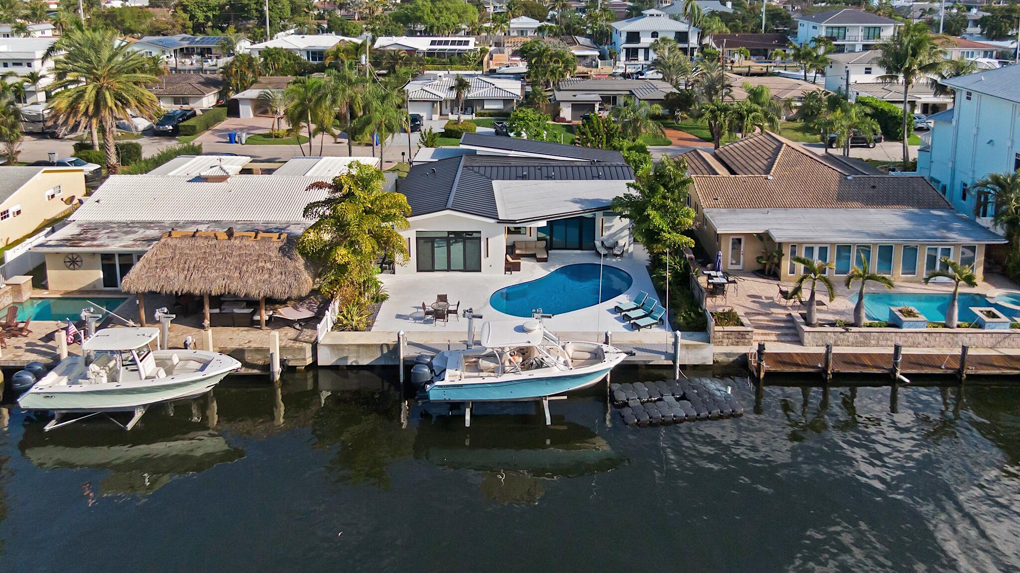 POMPANO ISLES - Residential
