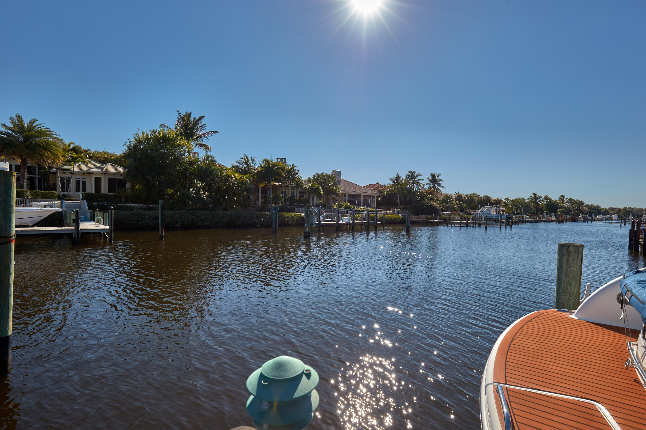 ADMIRALS COVE - Residential