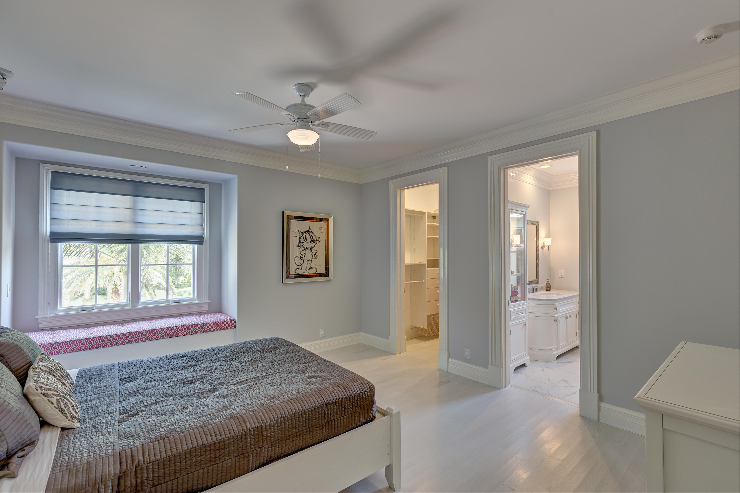 ADMIRALS COVE - Residential