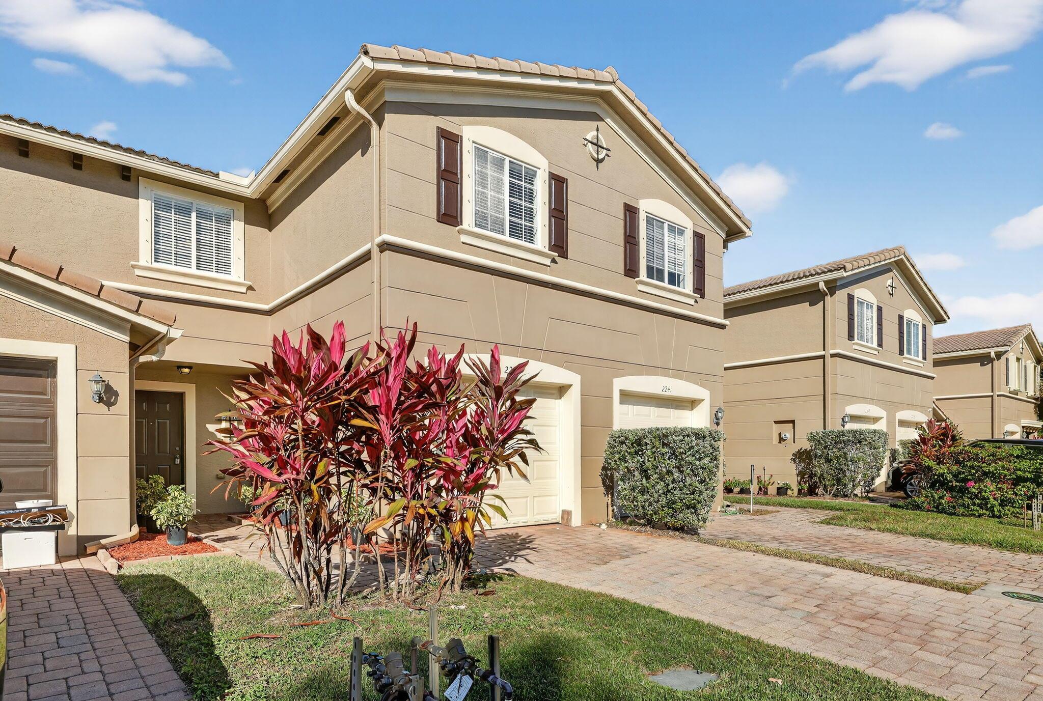 Newport Isles - Residential