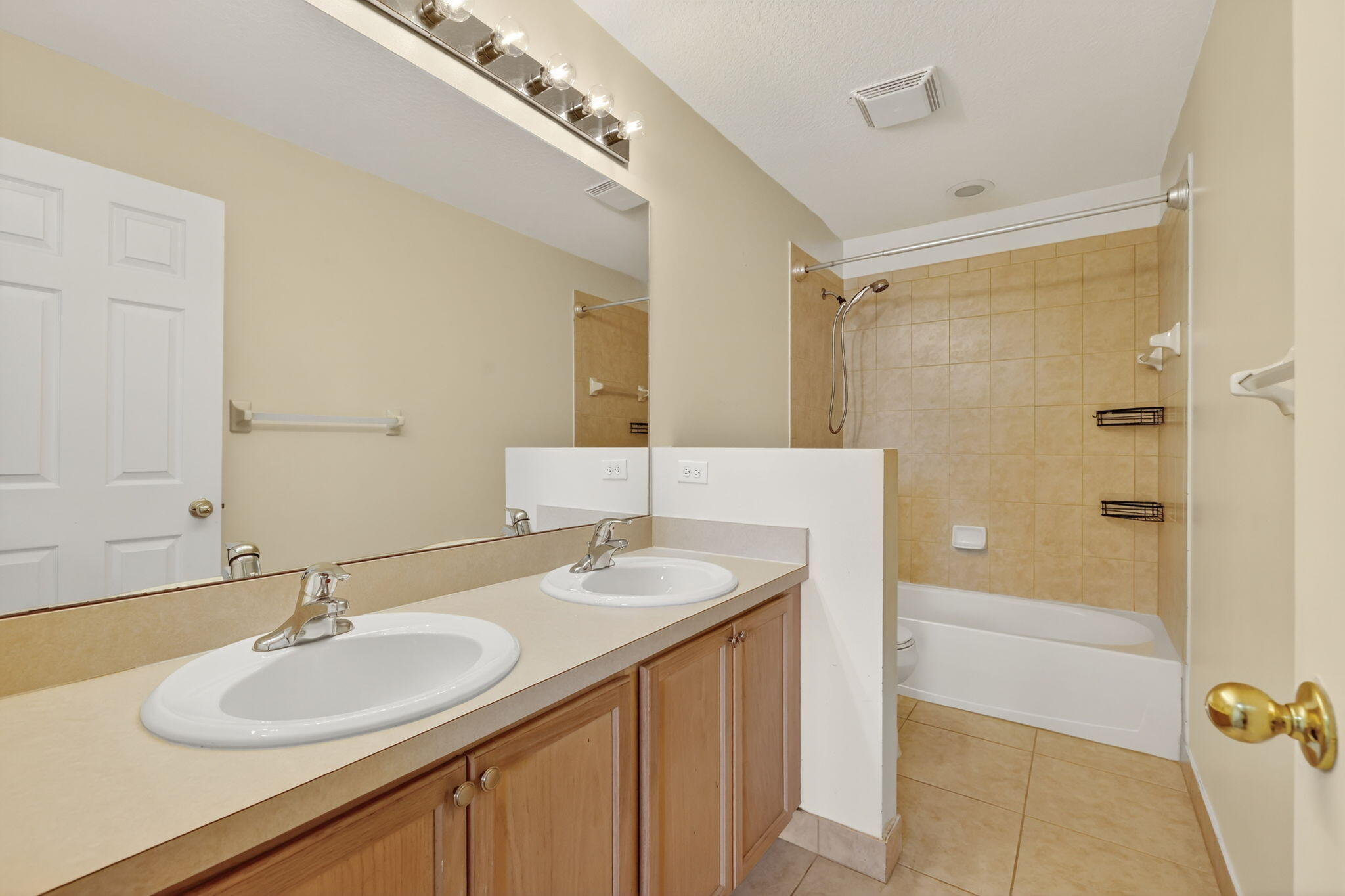 Newport Isles - Residential