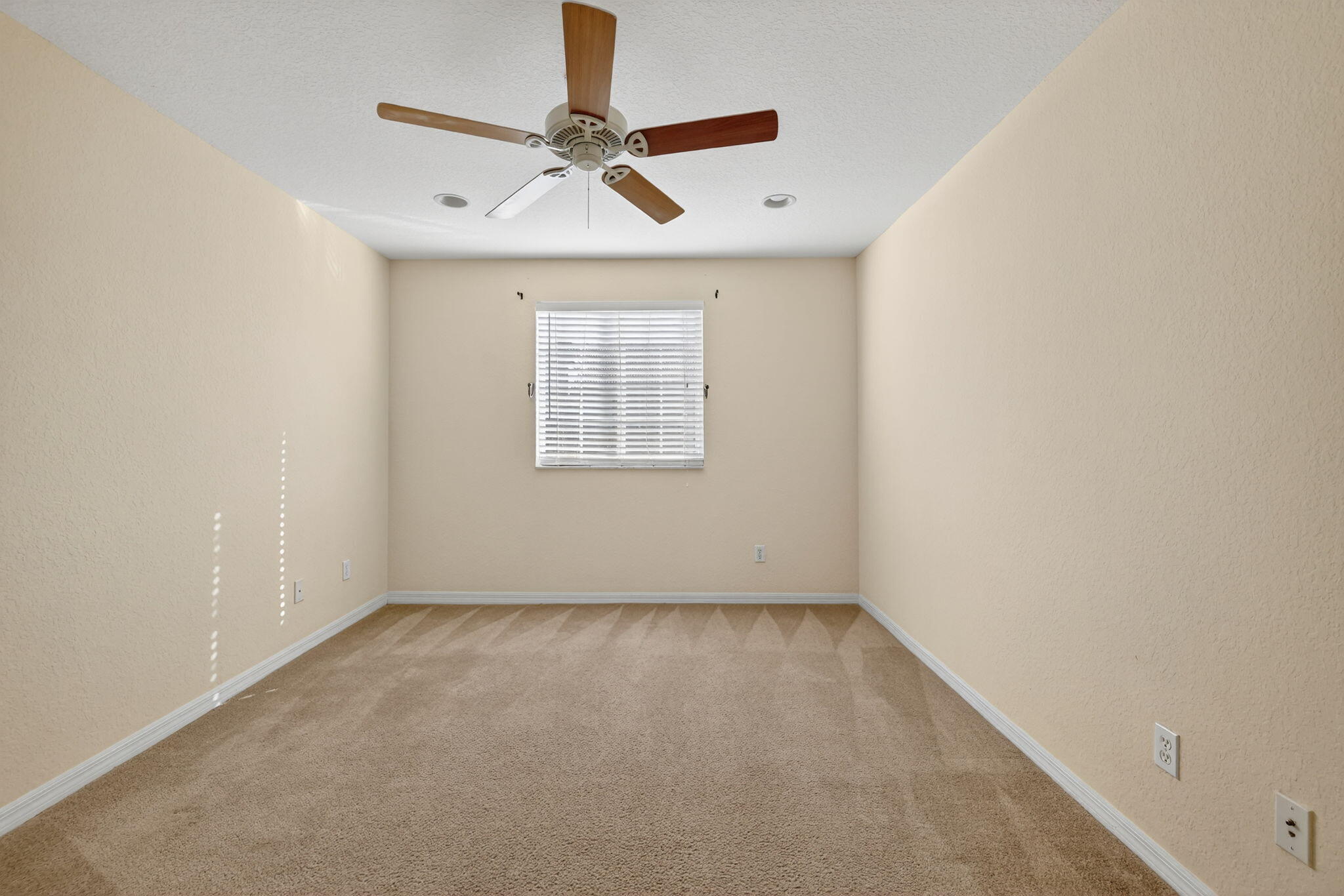 Newport Isles - Residential