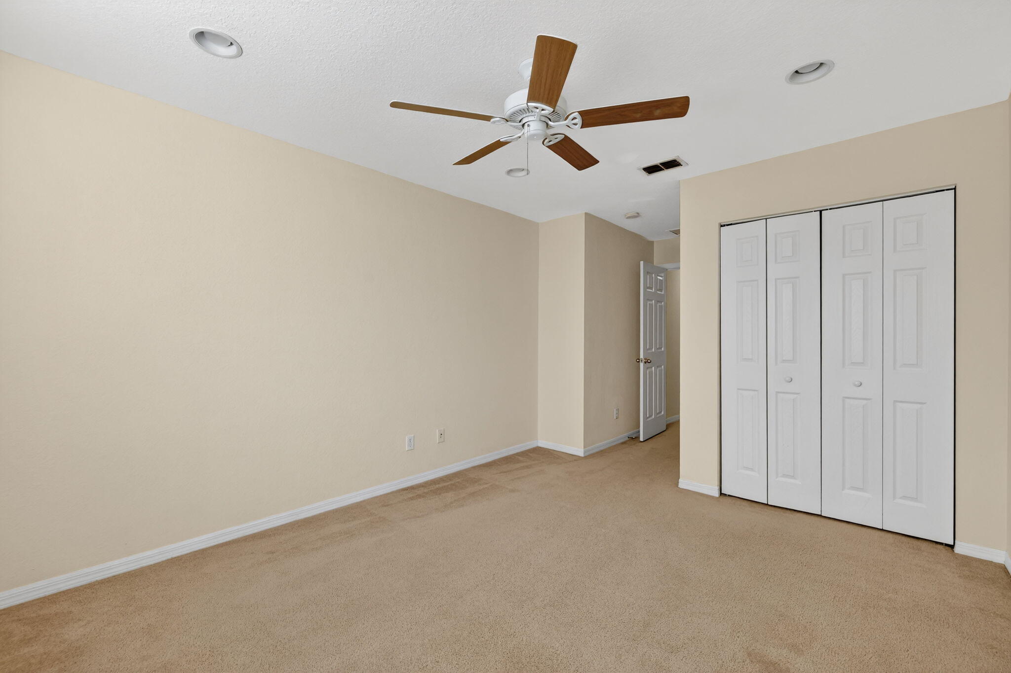 Newport Isles - Residential