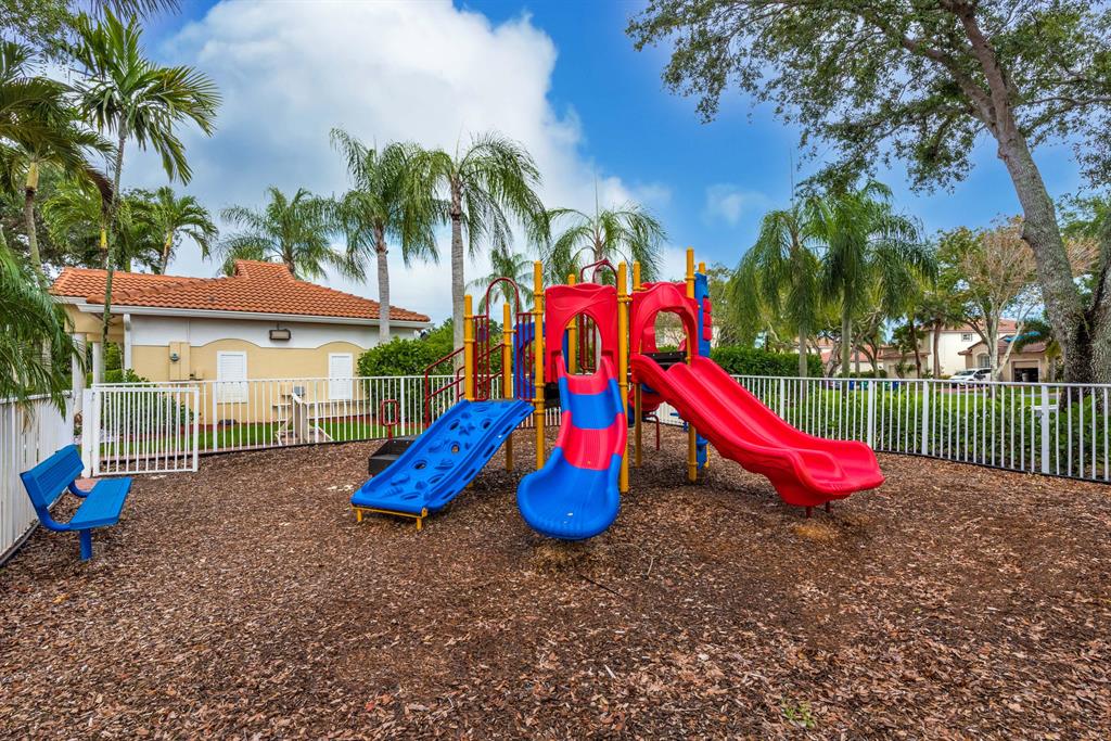 TURTLE RUN - Residential Lease