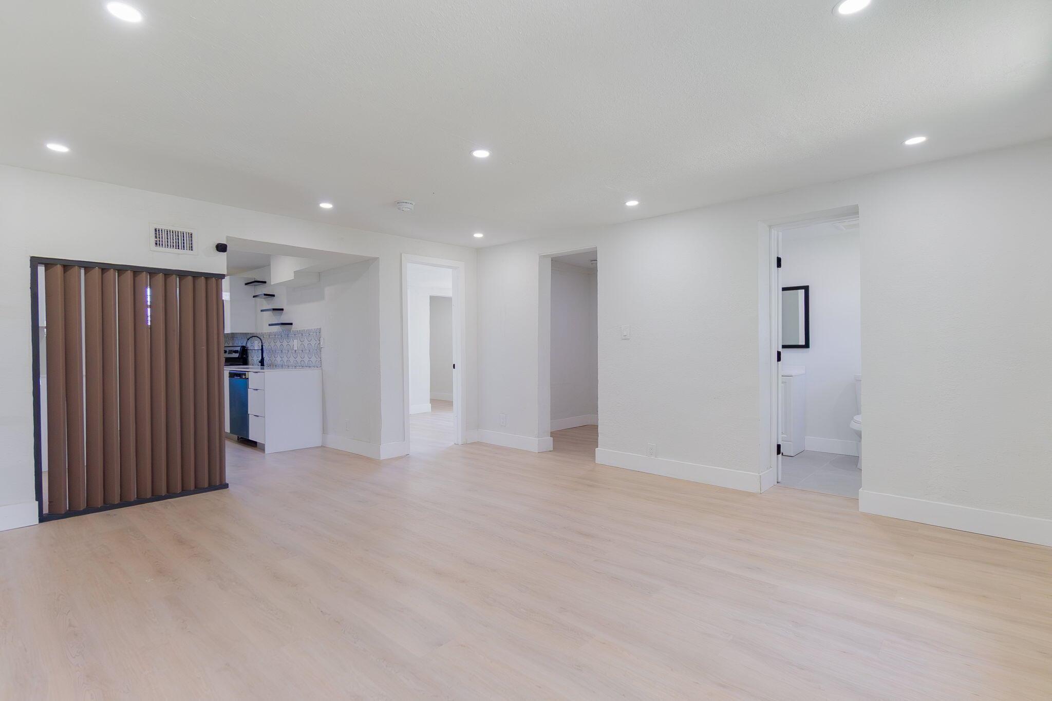 DUNBAR TERR - Residential