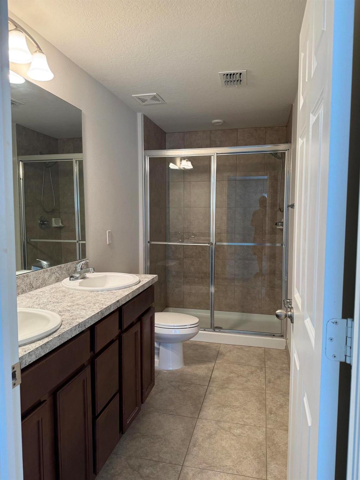 MAGNOLIA TOWNHOMES - Residential Lease