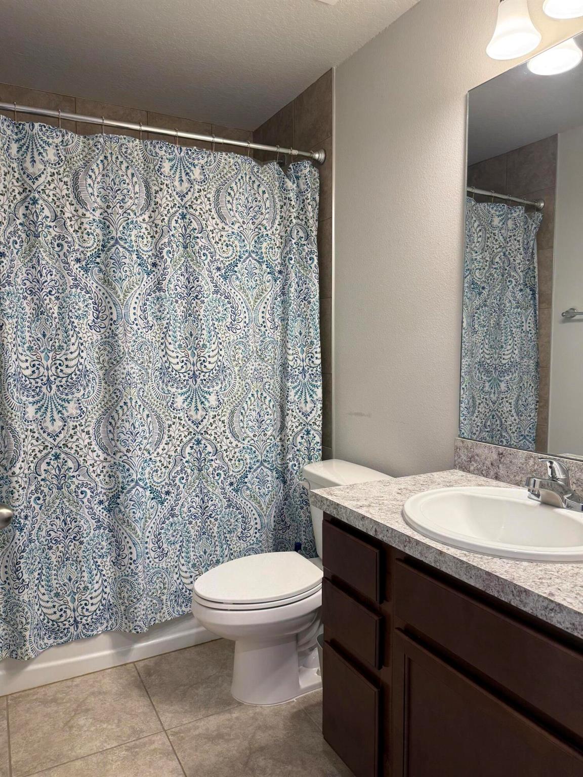 MAGNOLIA TOWNHOMES - Residential Lease