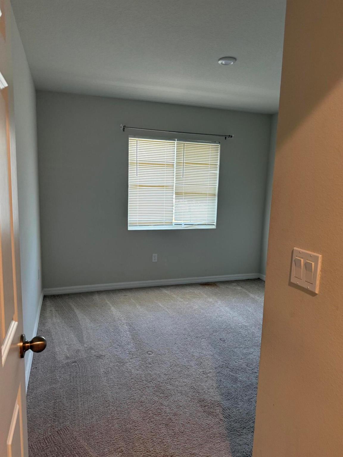 MAGNOLIA TOWNHOMES - Residential Lease