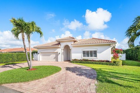 Tiny photo for 899 S Granada Drive, Boca Raton, FL 33432 (MLS # B26000108)