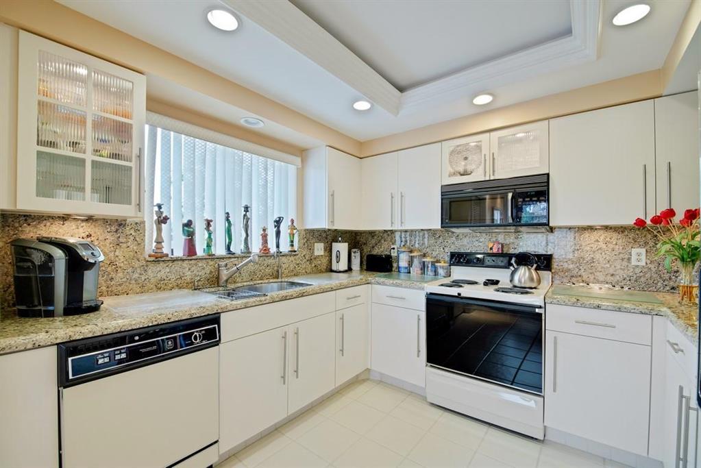 GLENEAGLES - Residential