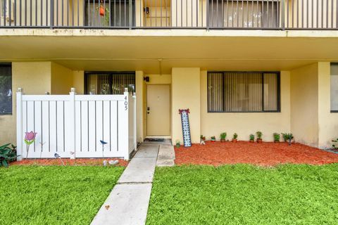 A home in Davie