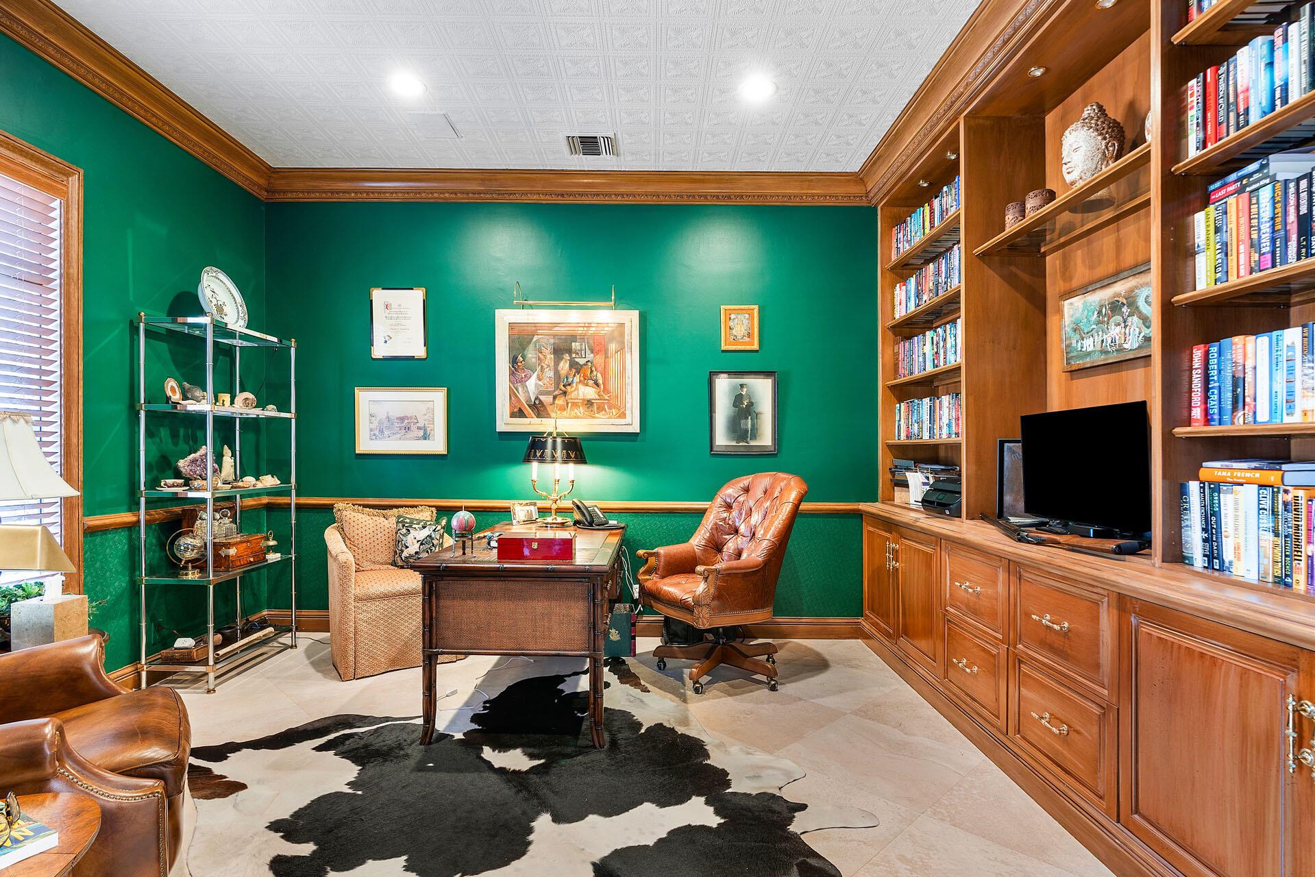 ROYAL PALM YACHT & COUNTR - Residential