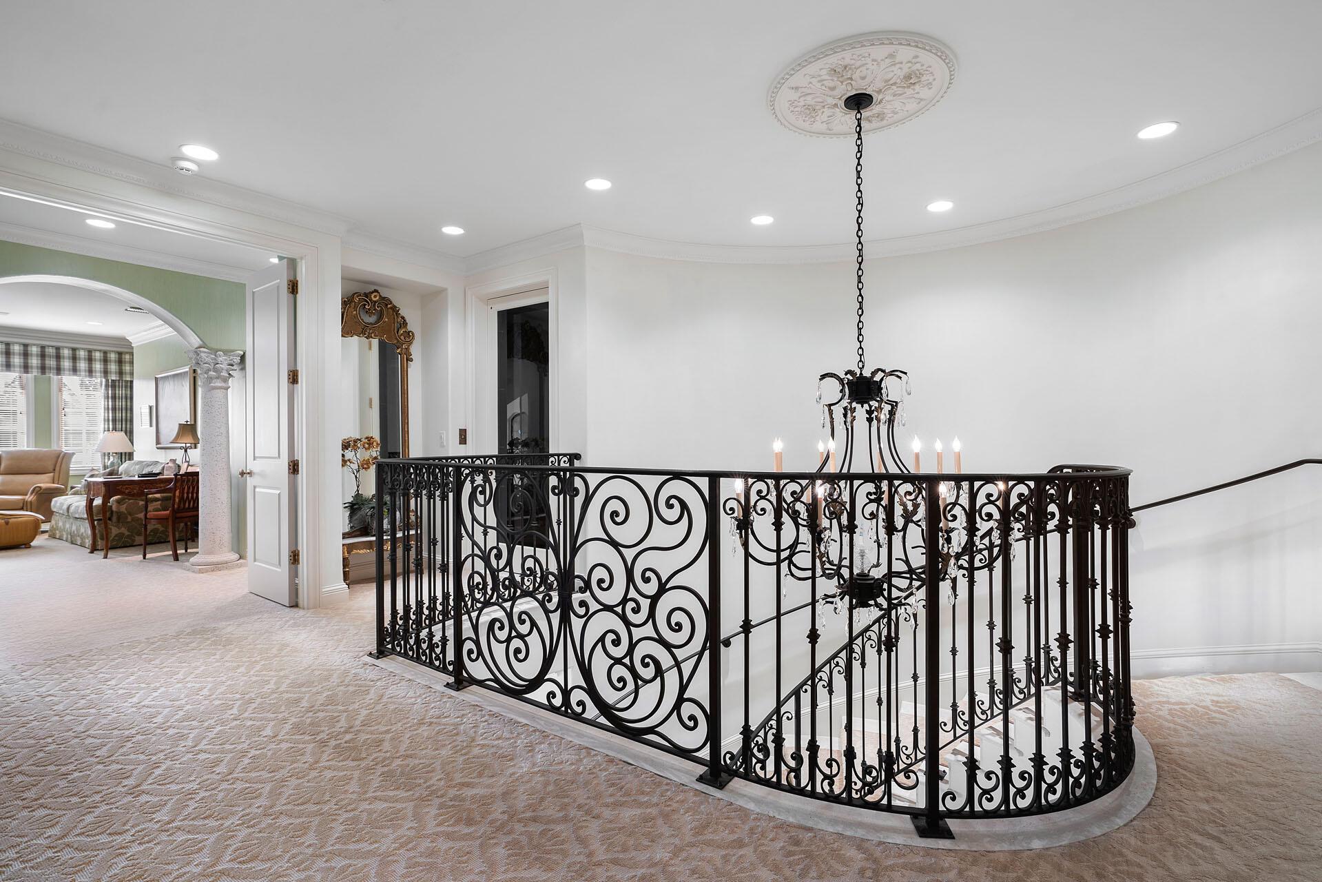 ROYAL PALM YACHT & COUNTR - Residential