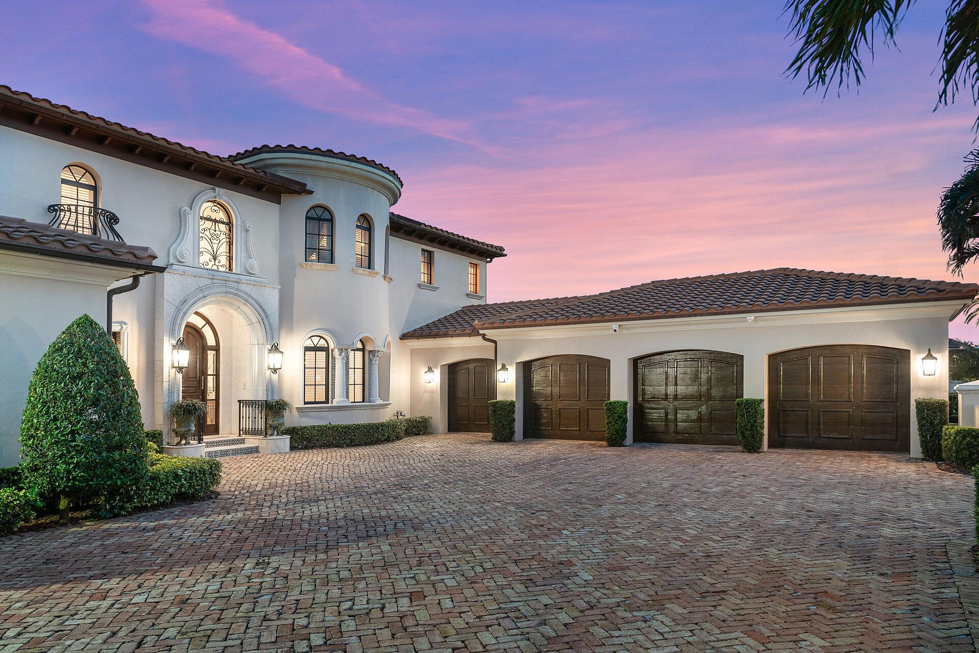 ROYAL PALM YACHT & COUNTR - Residential