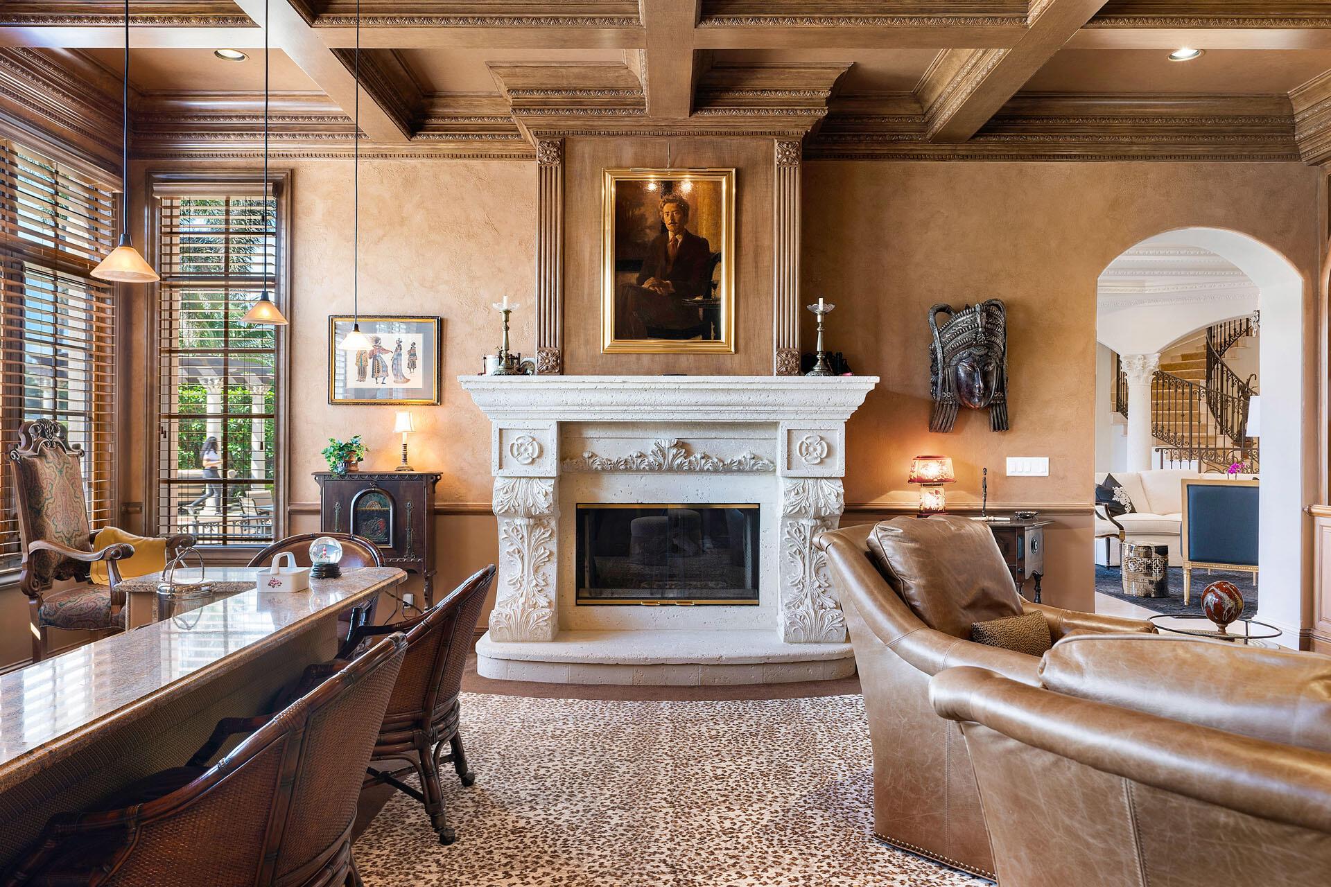 ROYAL PALM YACHT & COUNTR - Residential