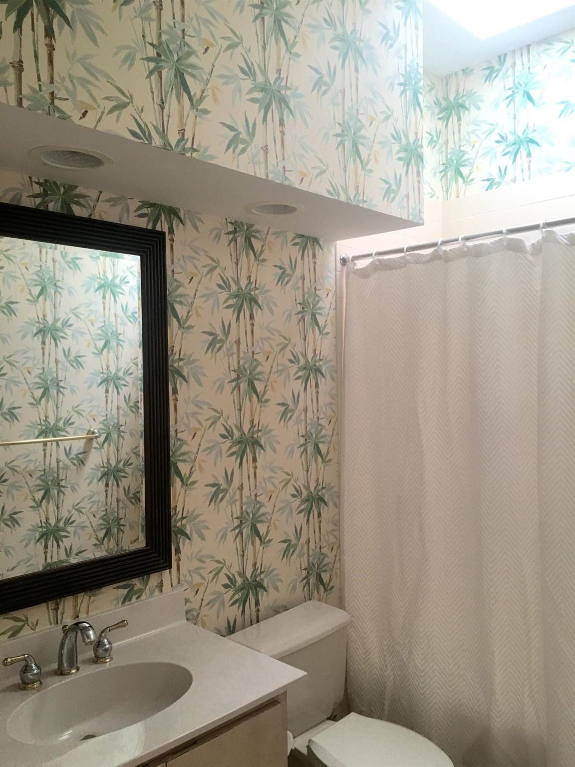 THE MEADOWS AT MARTIN DOW - Residential Lease