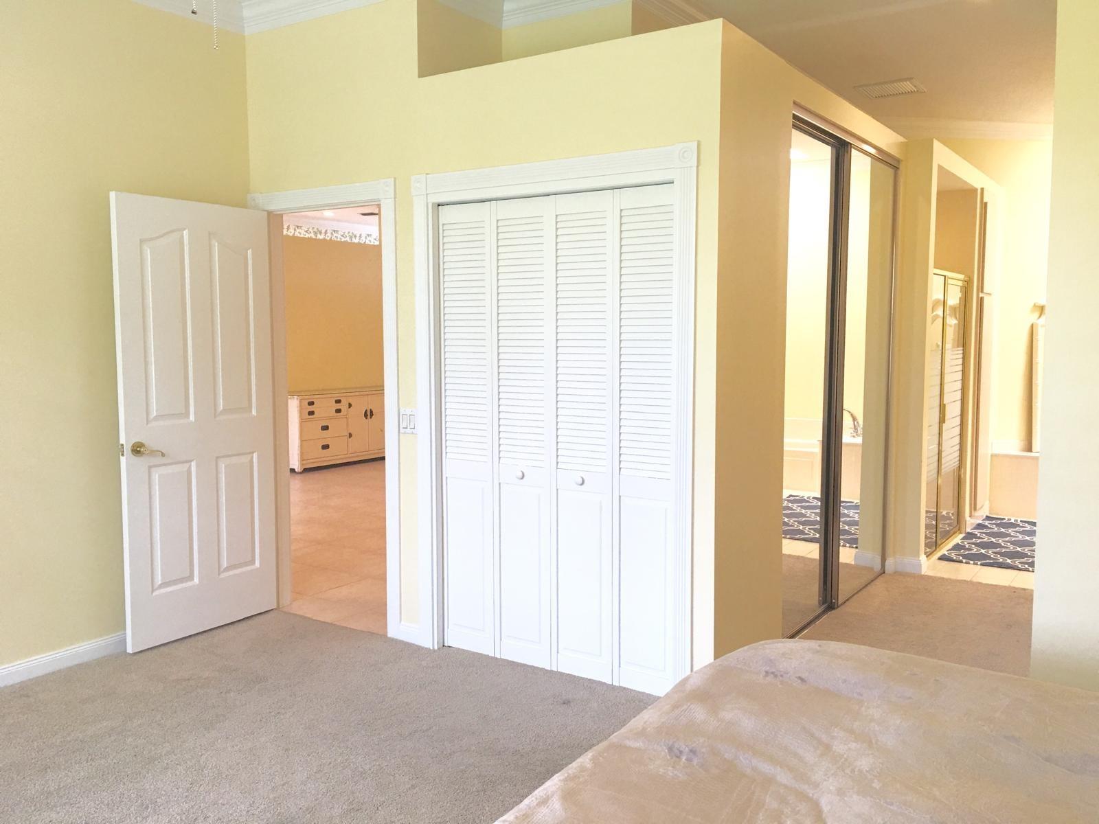 THE MEADOWS AT MARTIN DOW - Residential Lease