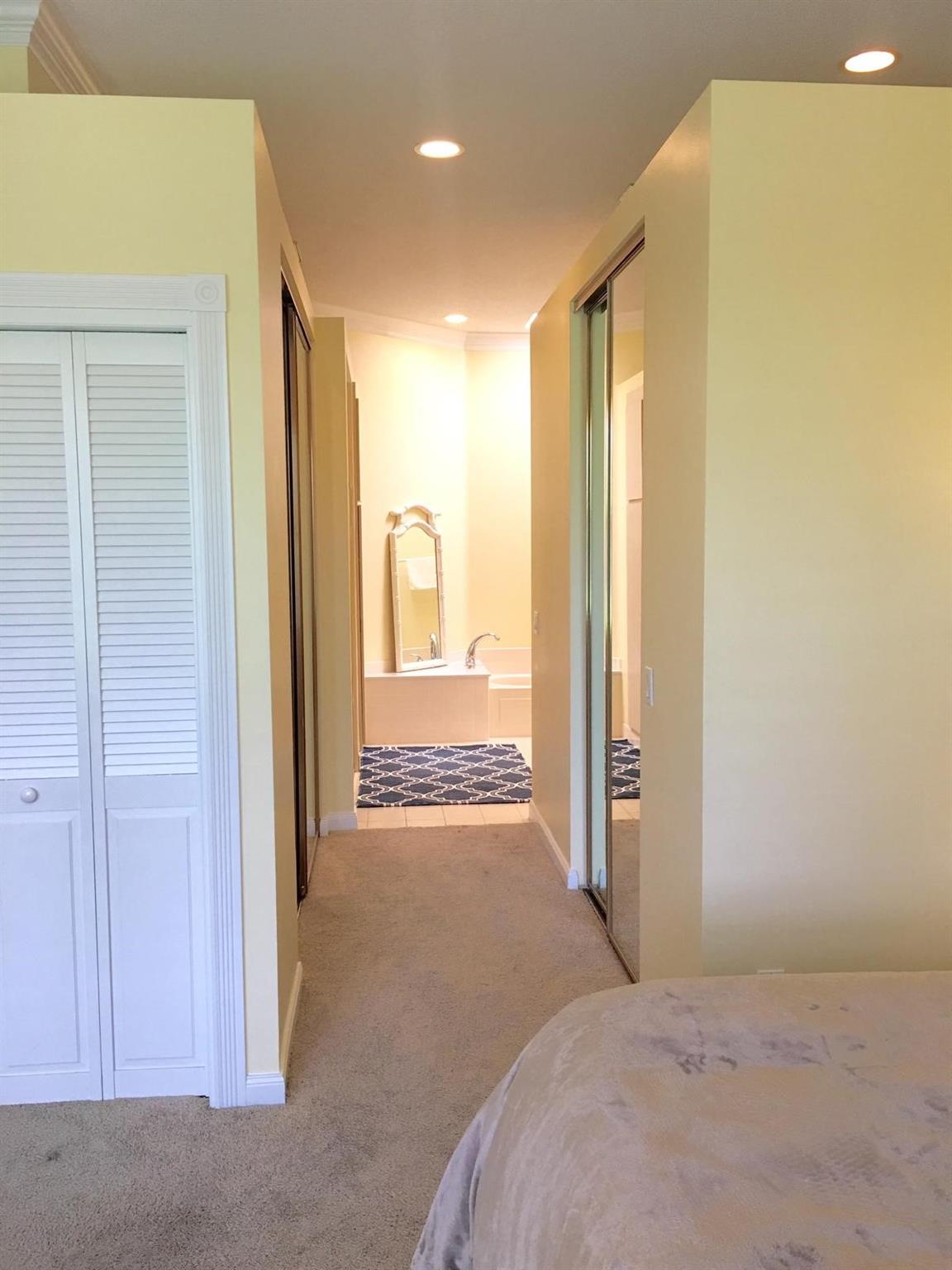 THE MEADOWS AT MARTIN DOW - Residential Lease