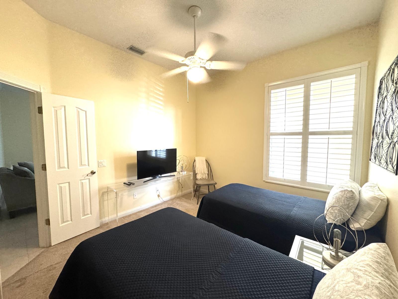 THE MEADOWS AT MARTIN DOW - Residential Lease