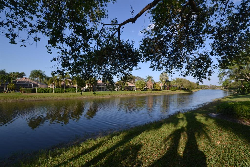 RIVERWALK 13 - Residential