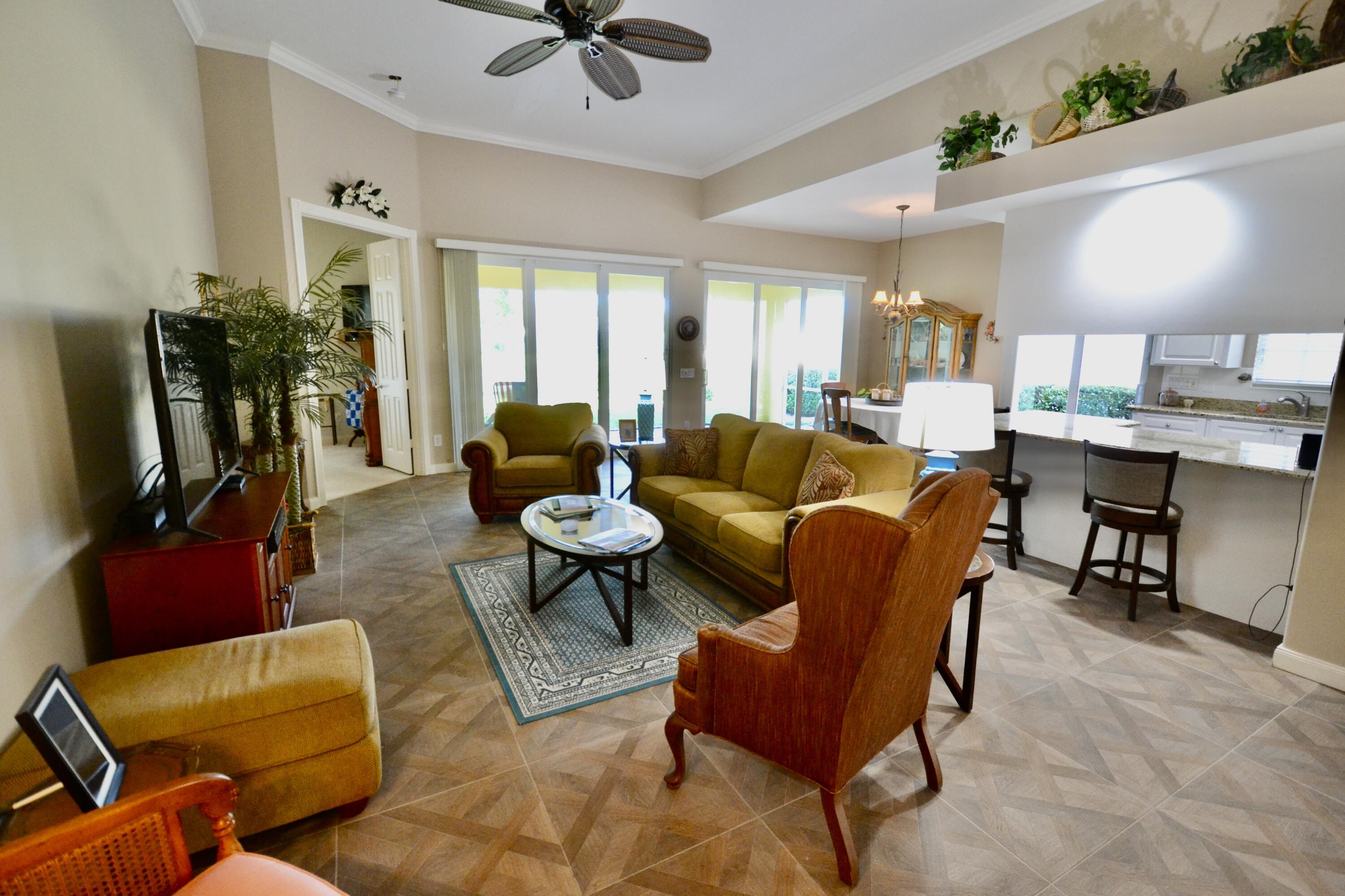 RIVERWALK 13 - Residential