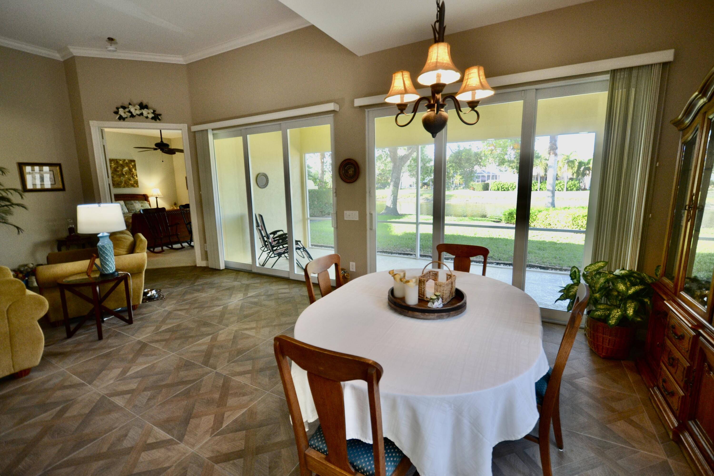 RIVERWALK 13 - Residential