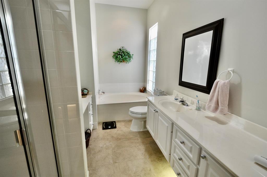 RIVERWALK 13 - Residential