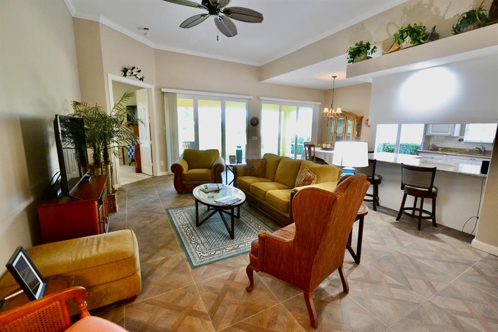 RIVERWALK 13 - Residential