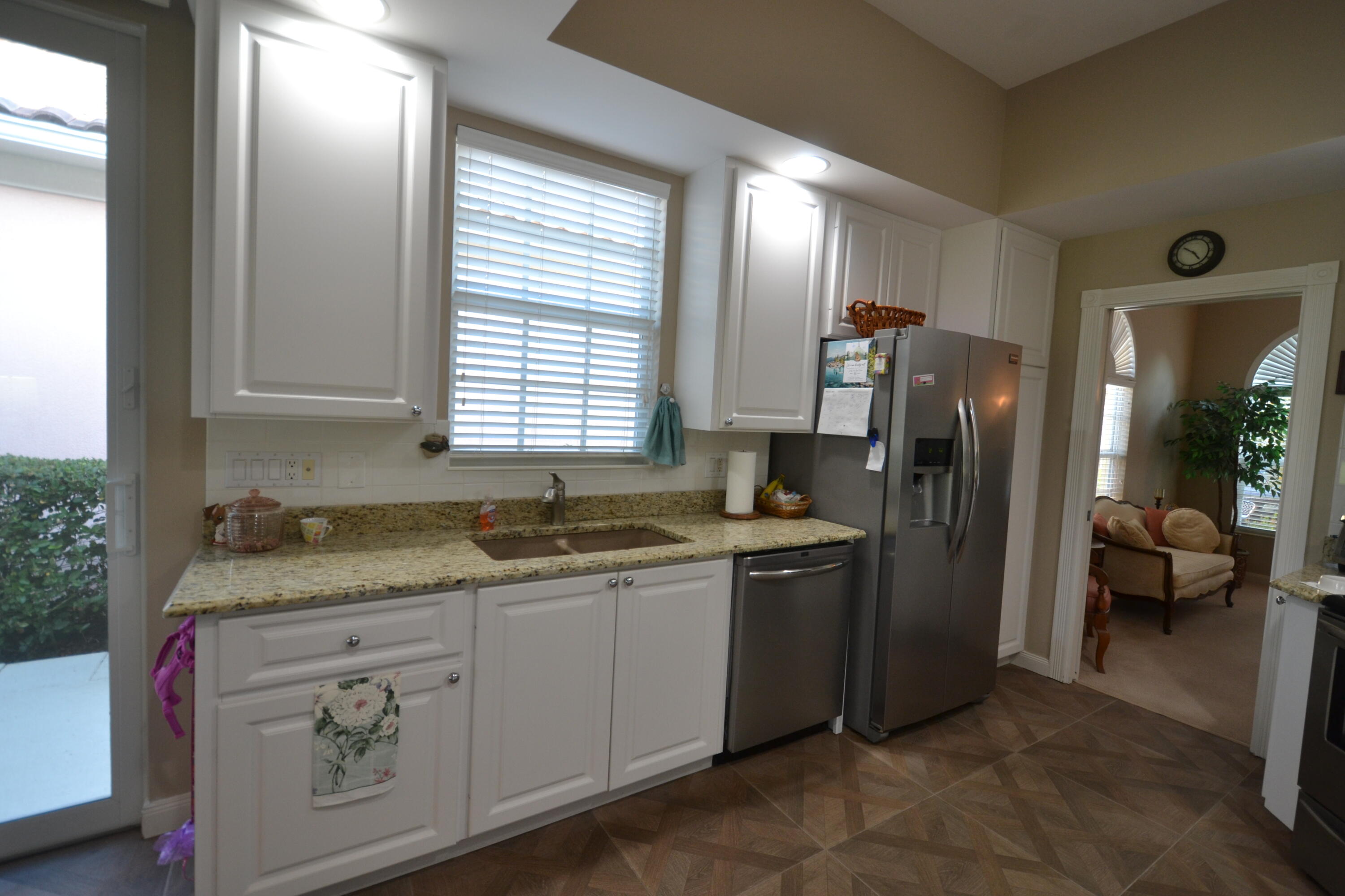 RIVERWALK 13 - Residential