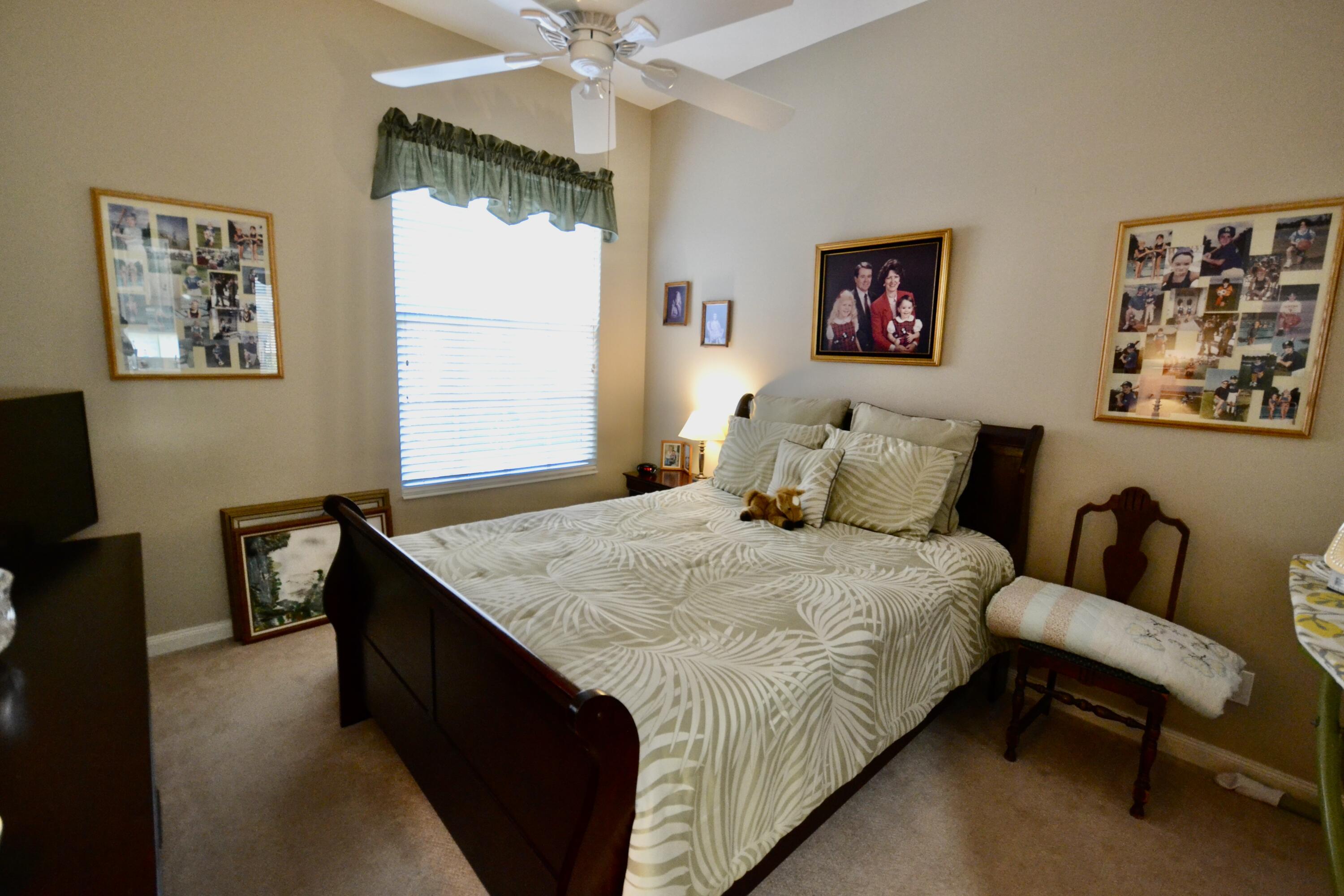 RIVERWALK 13 - Residential