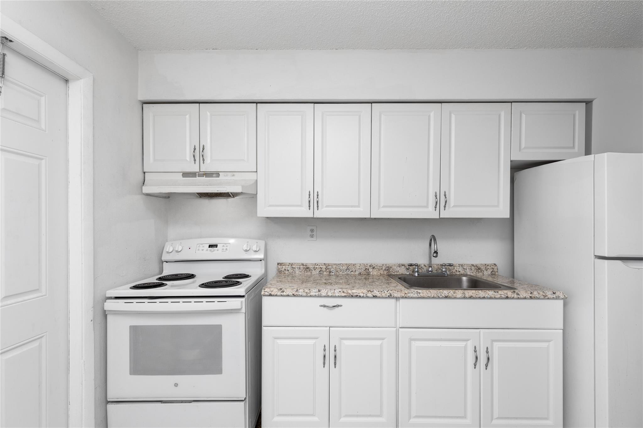 Woodlawn 11-28 B - Residential Income