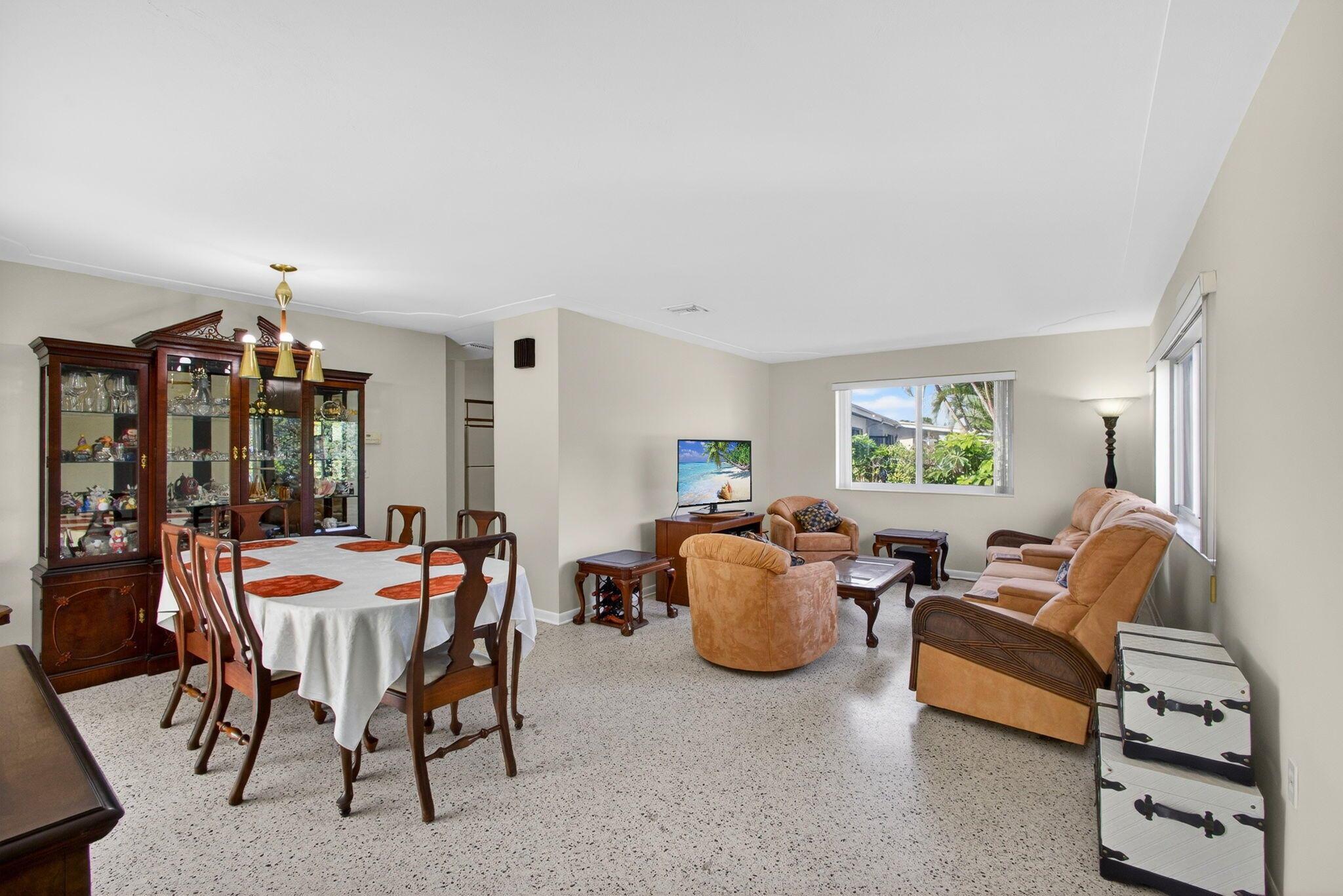 NORTH PALM BEACH VILLAGE - Residential