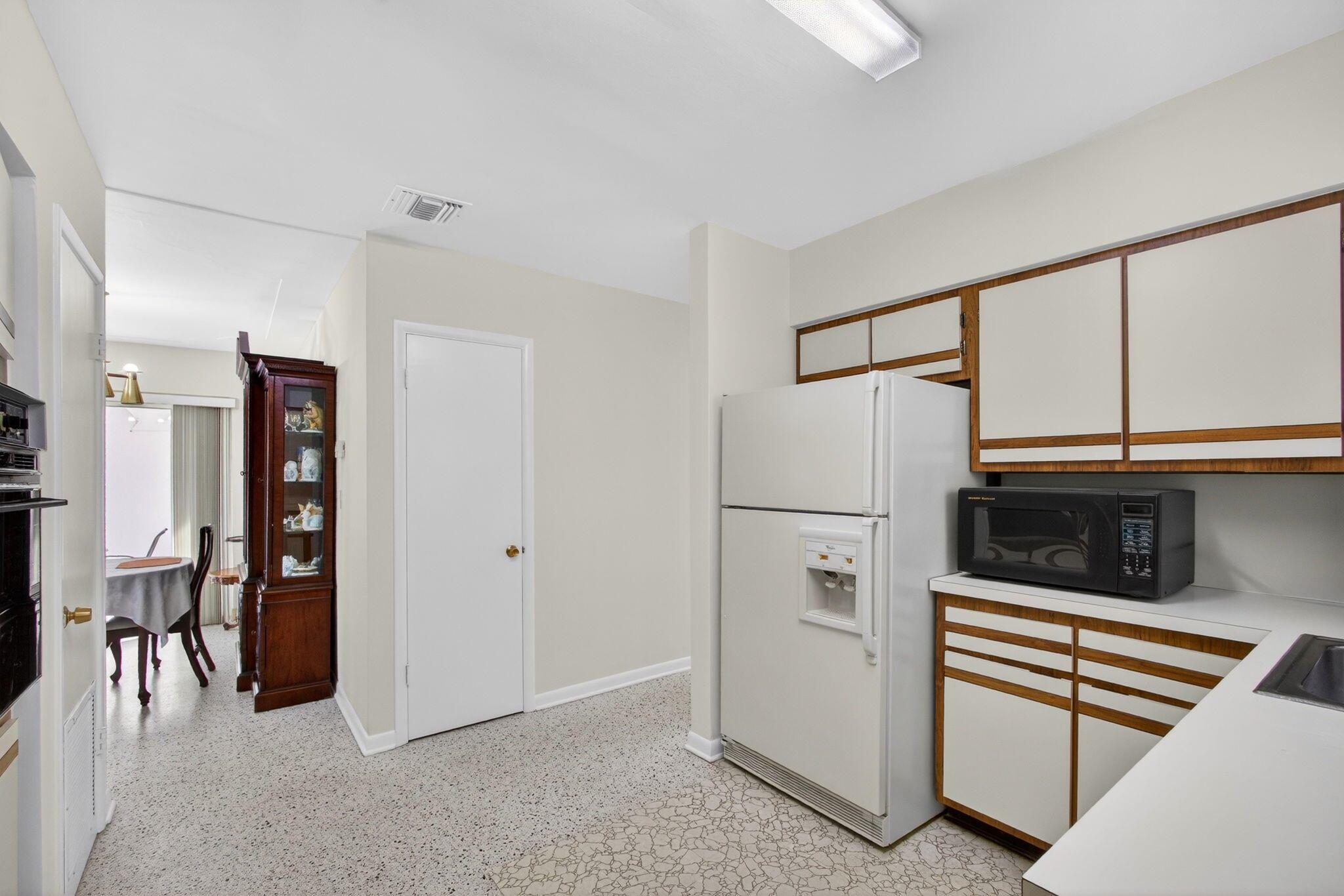 NORTH PALM BEACH VILLAGE - Residential