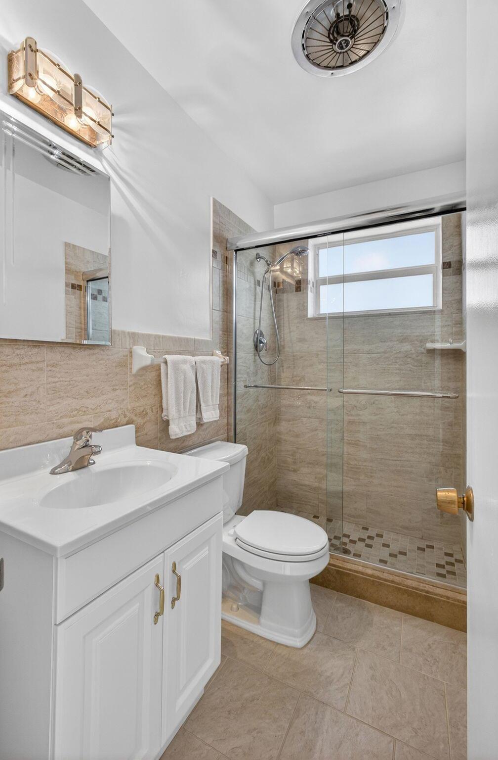 NORTH PALM BEACH VILLAGE - Residential