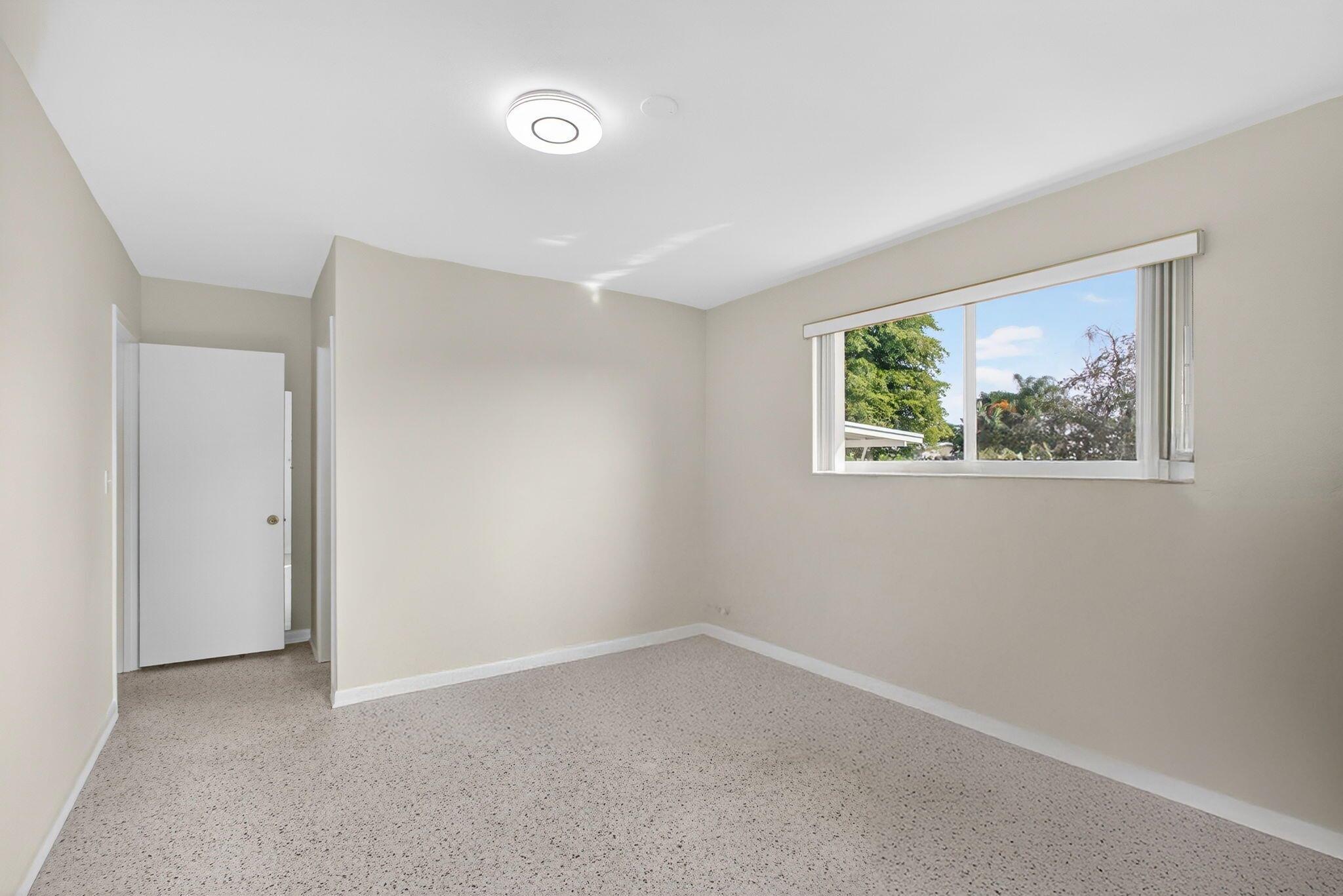 NORTH PALM BEACH VILLAGE - Residential