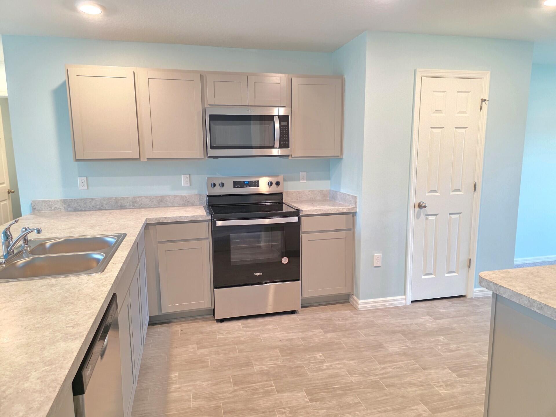 PORT ST LUCIE SECTION 40 - Residential