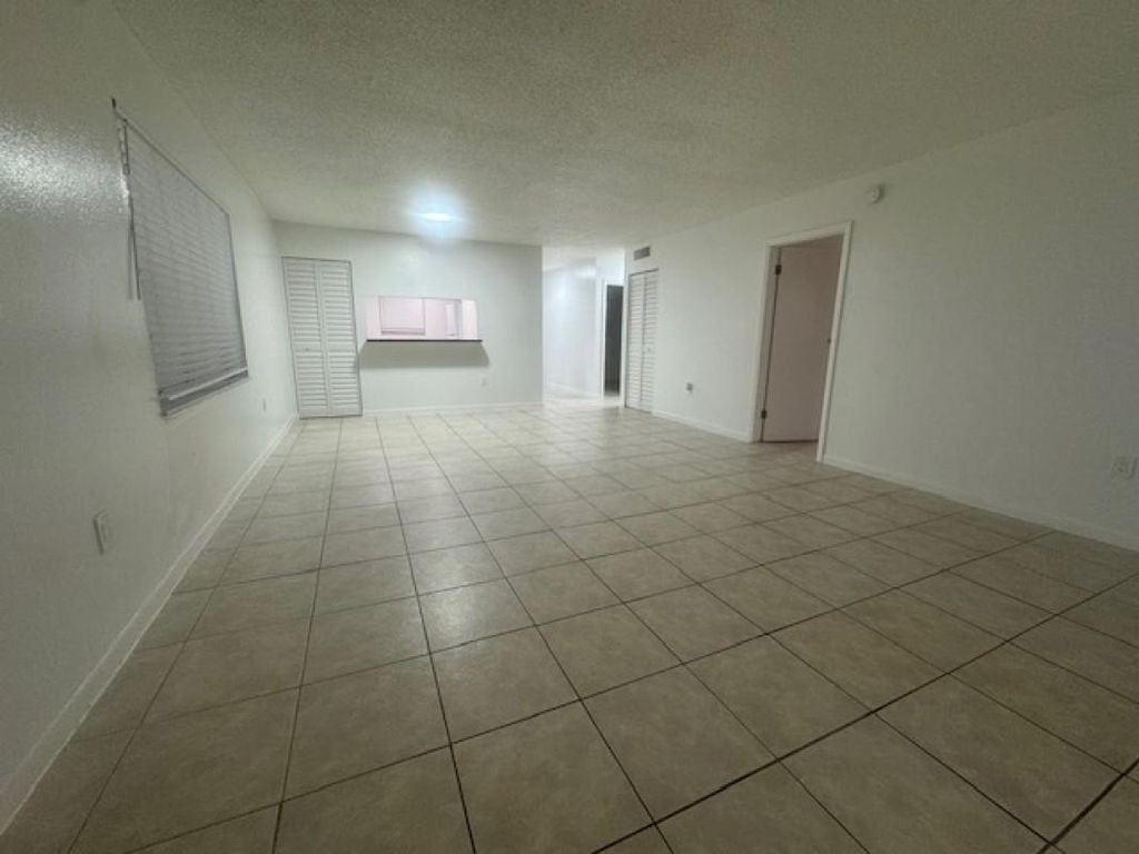 Photo of 5525 SW 41st St #218, Hollywood, FL 33023 (MLS # F10517532)