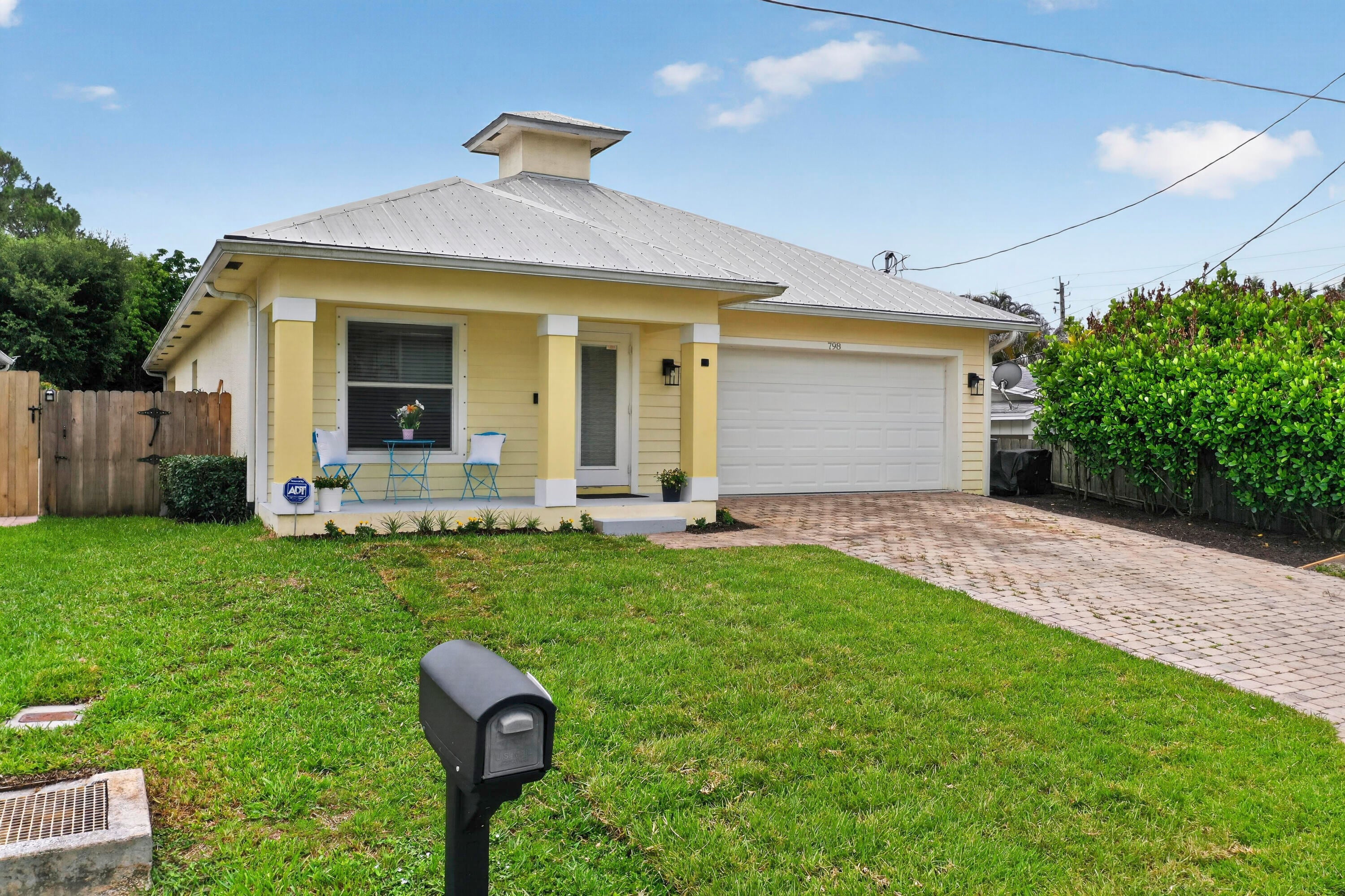 798 SW 33rd Street