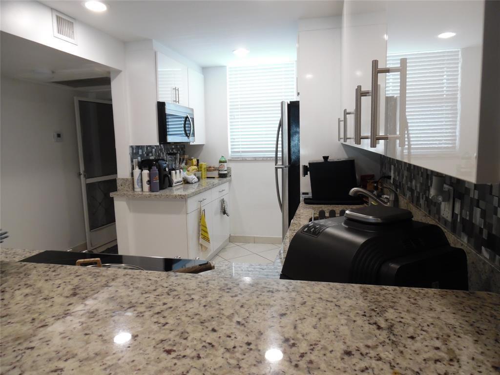 5300 NE 24th Ter 334 C