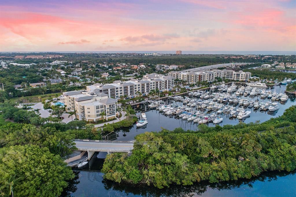 Photo of 2700 Donald Ross Road #302, Palm Beach Gardens, FL 33410 (MLS # R10748259)