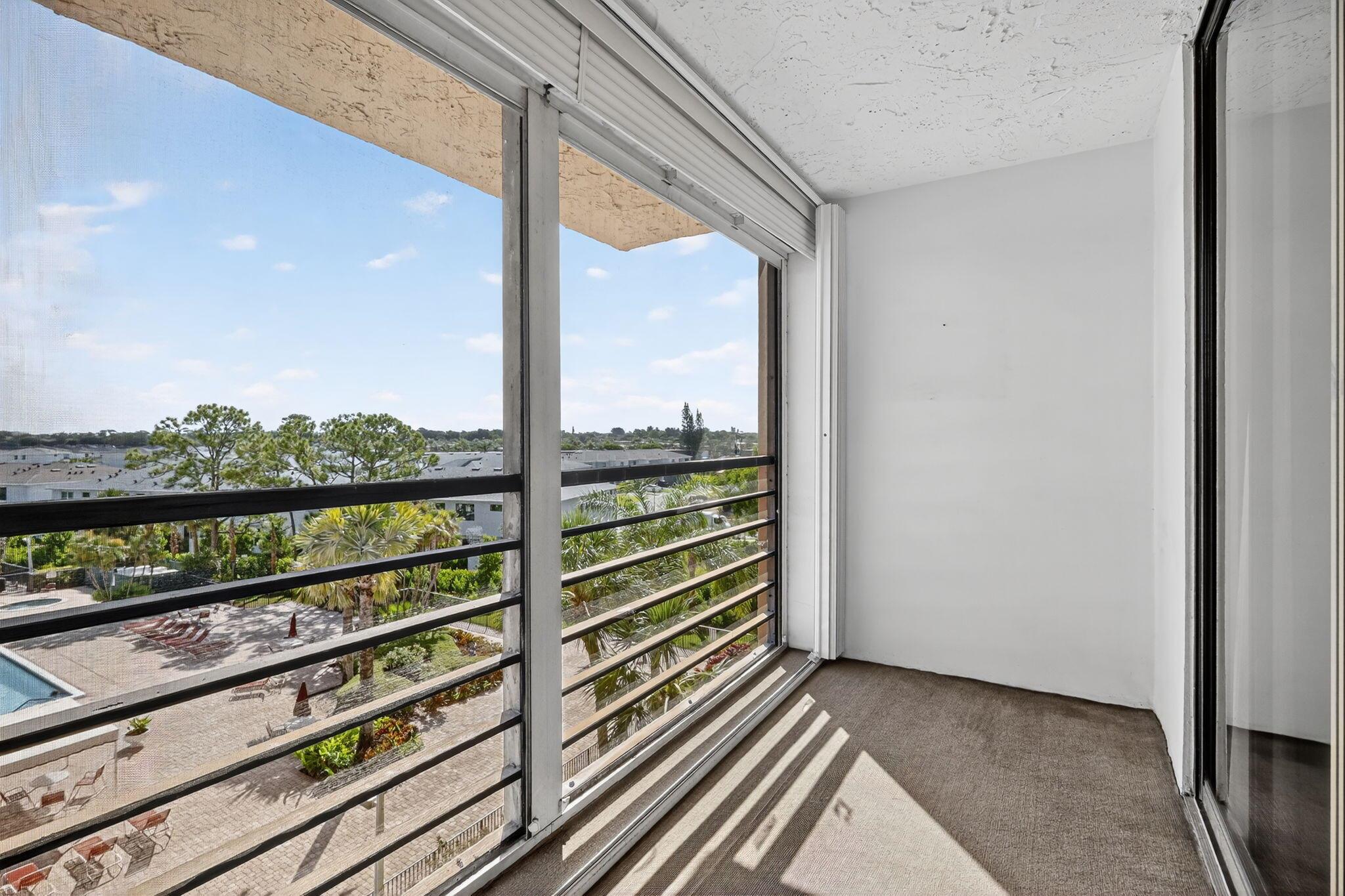 SUNRISE OF PALM BEACH CON - Residential