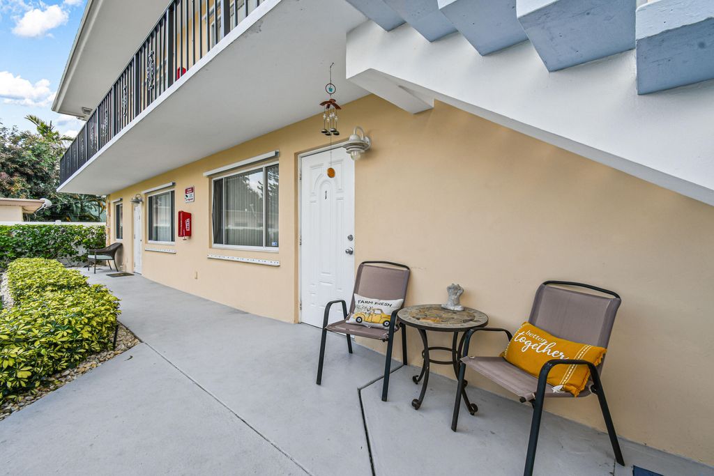 Photo of 1905 Lake Worth Road #2, Lake Worth Beach, FL 33461 (MLS # R10955774)