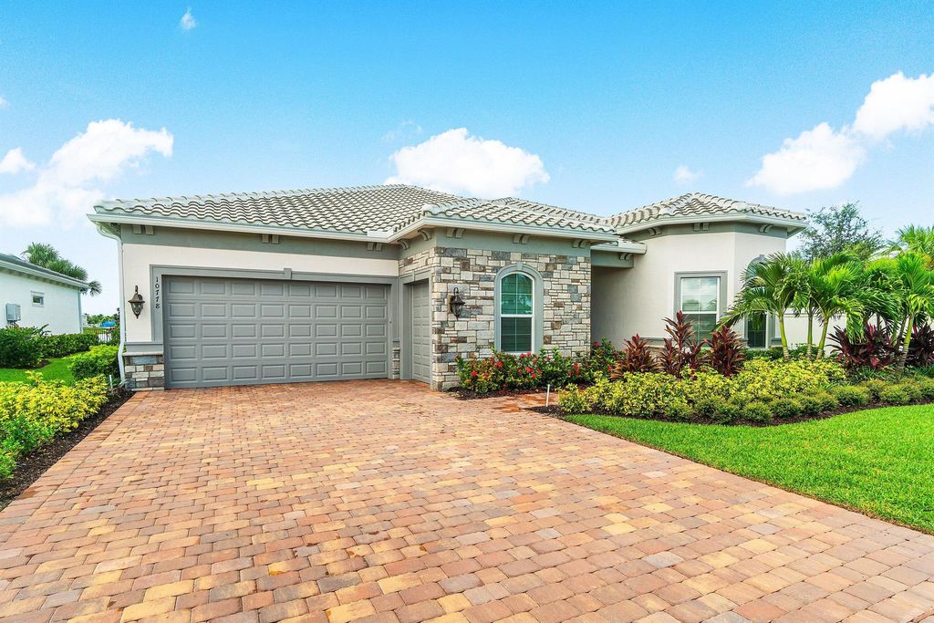 Photo of 10778 Stellar Circle, Palm Beach Gardens, FL 33412 (MLS # R11124562)