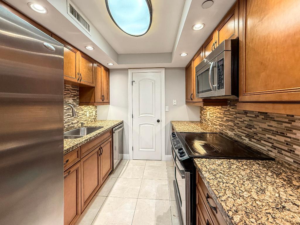 Tiara - Residential Lease